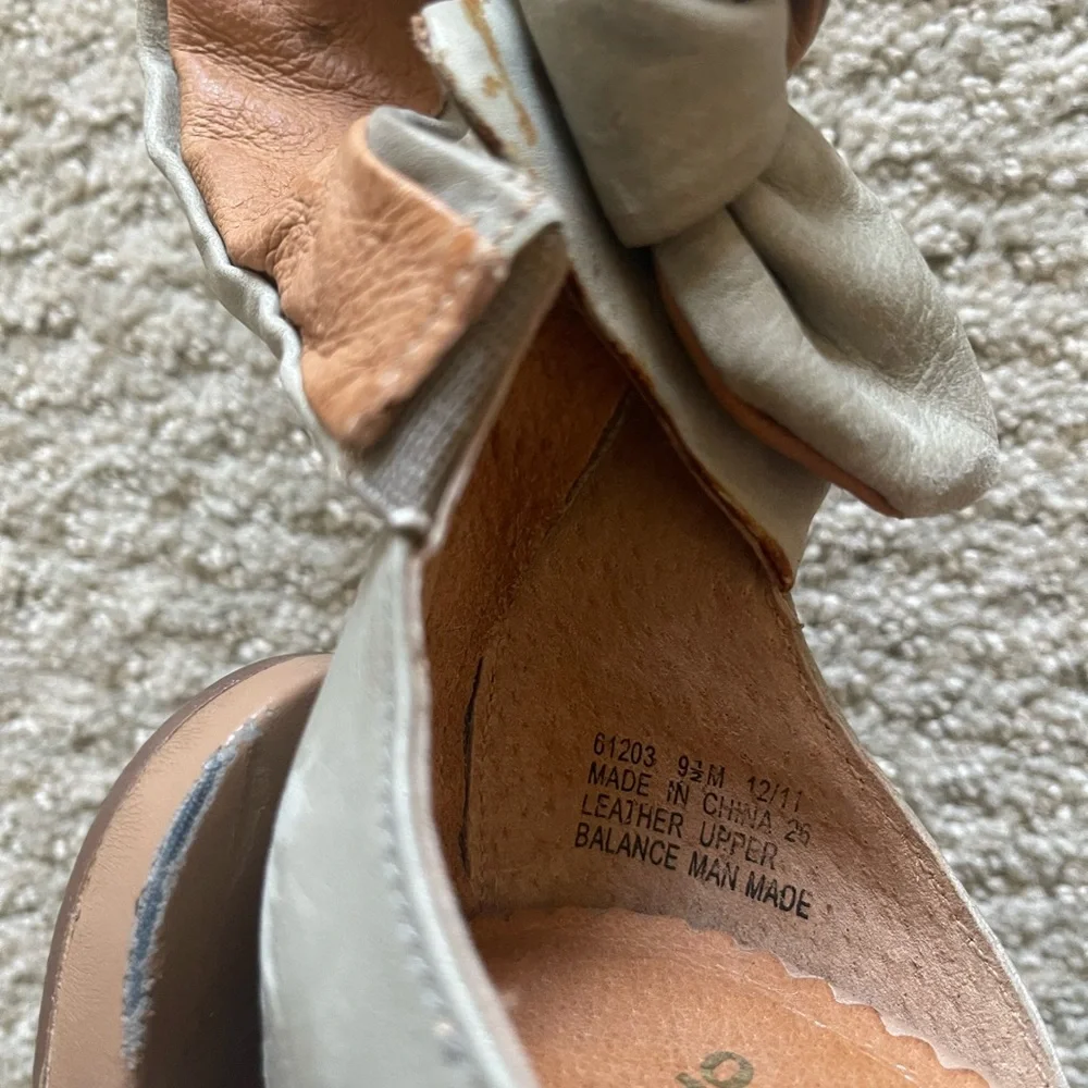Clark’s Wedge Size 9.5